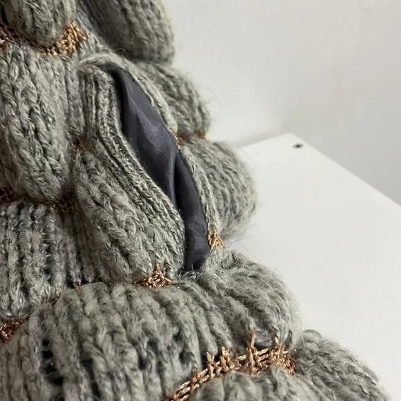 UNIF Gray and Gold Textured Knit Cardigan Size Small - Picture 3 of 5